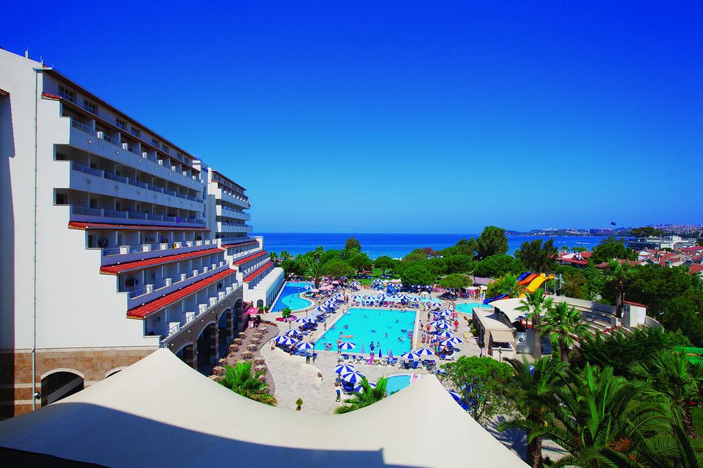 HOTEL-BATIHAN-BEACH-RESORT-KUSADASI -6